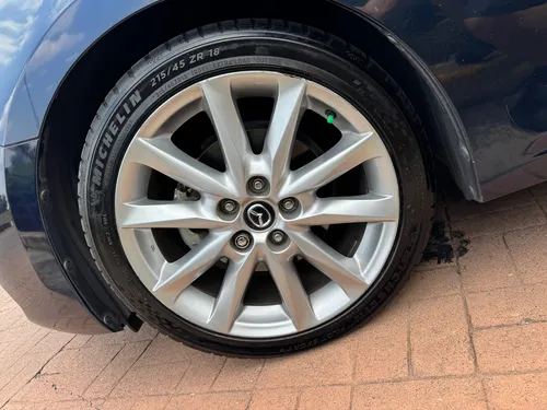Mazda 3 Hatchback Grand Touring