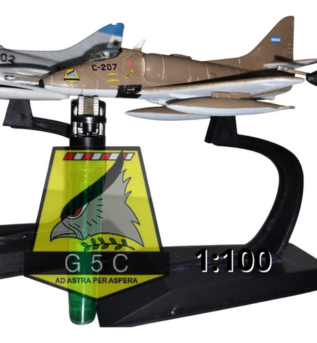 Avion De Combate Mirage F-16 A4 Skyhawk Super Etendard 1:100