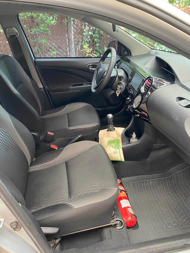 Toyota Etios 1.5 Xls 2017