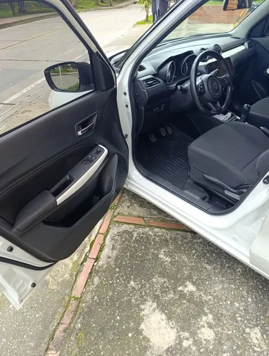 Suzuki Swift 1.2 Hybrid 2Wd