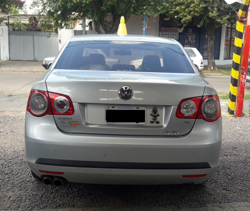 Volkswagen Vento 2.5 Advance Tiptronic 170cv