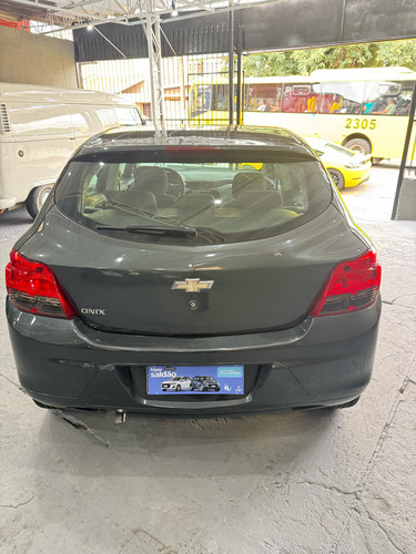 Chevrolet Onix 1.0 Joy 5p