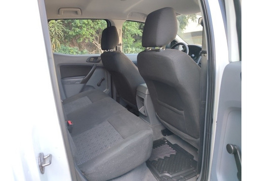 Imagen 5 de 11 de Ford Ranger 2017 2.5 Xl Cabina Doble Credito