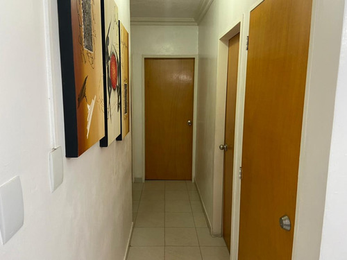 Imagen 5 de 30 de Ha Amplio Y Cómodo Apartamento En Venta En Las Chimeneas Con Planta 50% Y Pozo