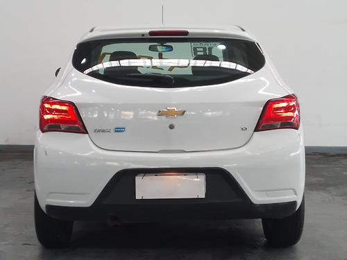 Chevrolet Onix 1.0 MPFI LT 8V FLEX 4P MANUAL