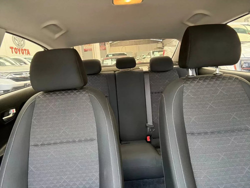 Kia Rio 1.6 L Sedan Mt