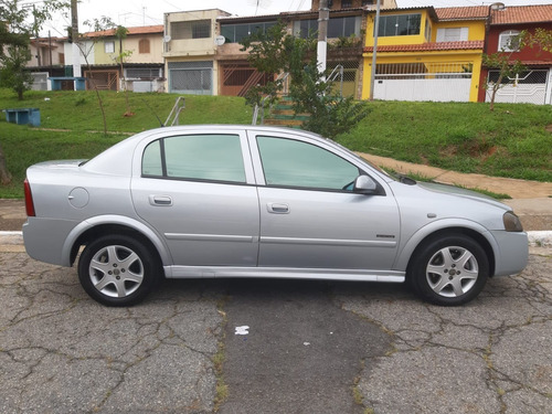 Imagem 8 de 15 de Astra Sedan Adv * 2009 * Completo * Prata