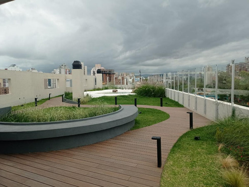 Frente A Capitalinas, Torre Fluss, 2 Baños , Balcón Terraza Con Asador