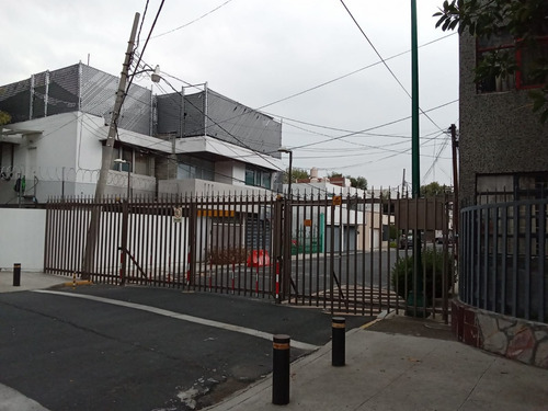 Casa Venta Militar Marte..... Calle Cerrada 197 Mts. Terreno