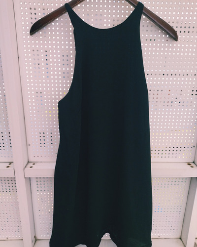 Vestido Corto Negro