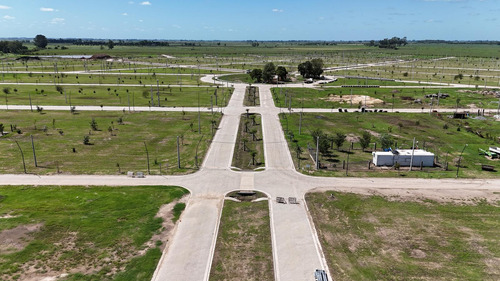 Terreno En Barrio Residencial Neander - Villa Amelia