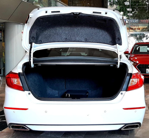 Imagen 8 de 15 de Honda Accord 2020 2.0 L4 Touring Piel Cvt