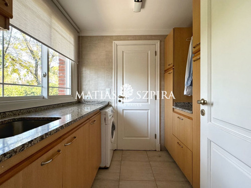 Casa En Venta En Los Puentes