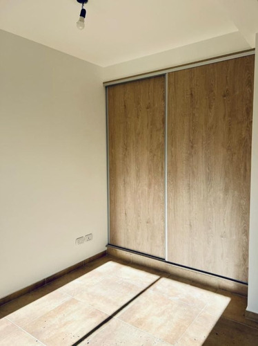 Imagen 6 de 9 de Departamento En Venta De 1 Dormitorio C/ Cochera En San Miguel