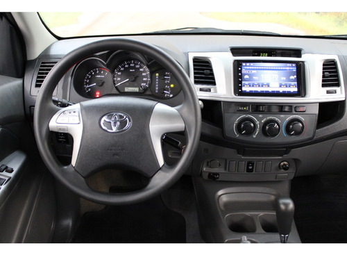 Toyota Hilux 2.7 SR 4X2 CD 16V FLEX 4P AUTOMATICO