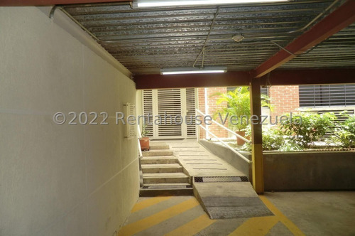 Imagen 2 de 16 de Mls#23-18460. Se Alquila Apartamento En La Urb. Las Haciendas Del Encantado Humbolt En Macaracuay. A.a