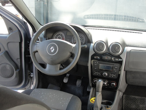 Renault Logan Expression 1,6 Año 2011 Excelente Estado