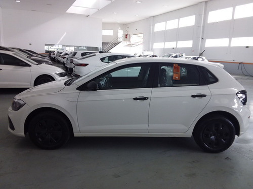 Volkswagen Polo 1.0 MPI TRACK MANUAL