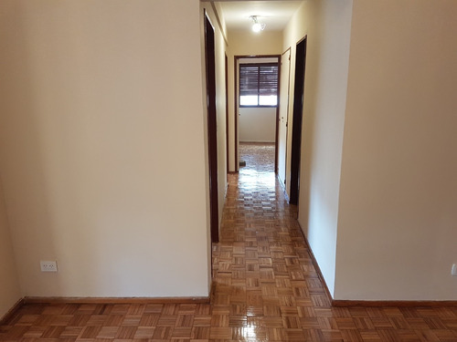 Imagen 3 de 14 de Departamento De 3 Ambientes Con Dependencia