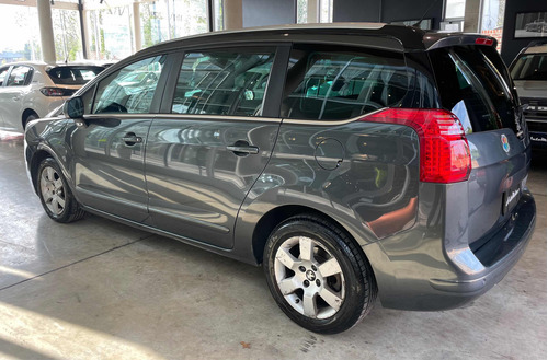 Peugeot 5008 1.6 Feline B/techo Tiptronic