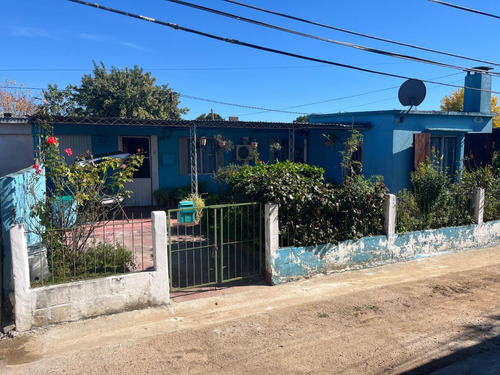 Casa En Venta - Santa Catalina, Soriano. Oportunidad Única.