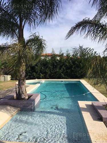 Casa 3 Dorm. 1 Suite, Parque, Piscina Climatizada. Venta En Santa Teresa, Villanueva.