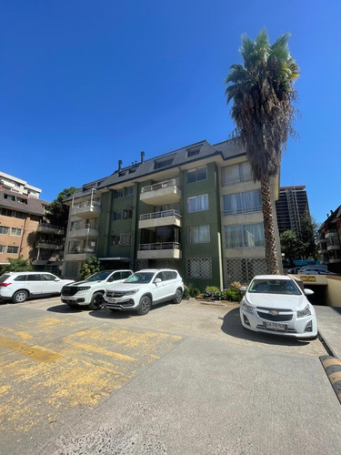 Arriendo Espacioso Departamento En San Camilo, Santiago
