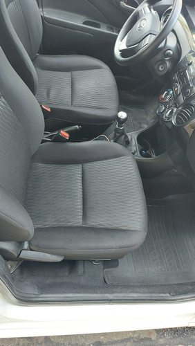 Toyota Etios Xs 2017
