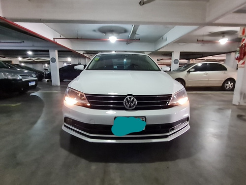 Volkswagen Vento 2.5 Luxury 170cv 2016