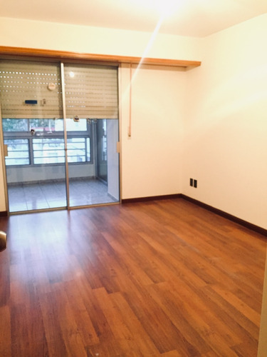 Imagen 17 de 24 de Gran Apto 3 Dorm Y Servicio. Parrillero De Uso Exclusivo. Garaje X2