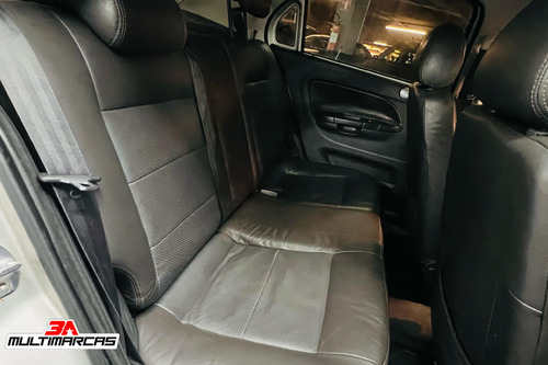 Volkswagen Voyage 1.6 Flex