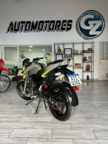 Imagen 4 de 12 de Tvs Rtr 200