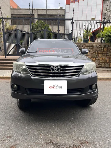 Toyota Fortuner Año 2012/4×4.