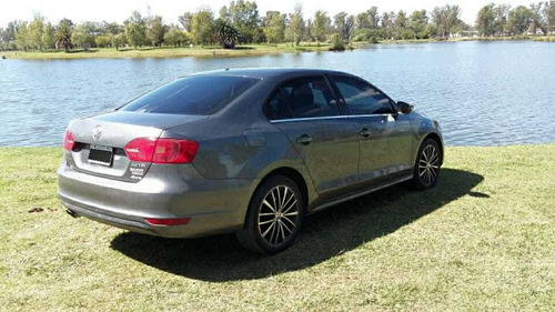 Volkswagen Vento 2.0 Sportline Tsi 200cv 2012