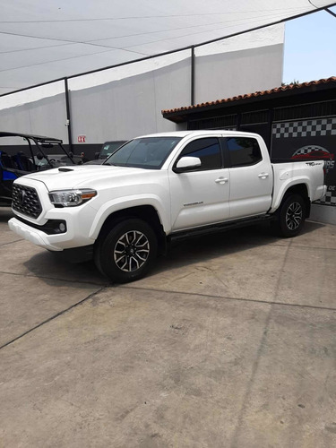 Imagen 1 de 15 de Toyota Tacoma Blindada