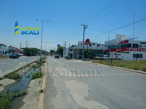 Imagen 5 de 9 de Local Comercial En Renta Del Valle