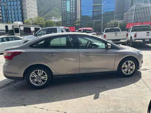Ford Focus 2.0 Trend L4 At