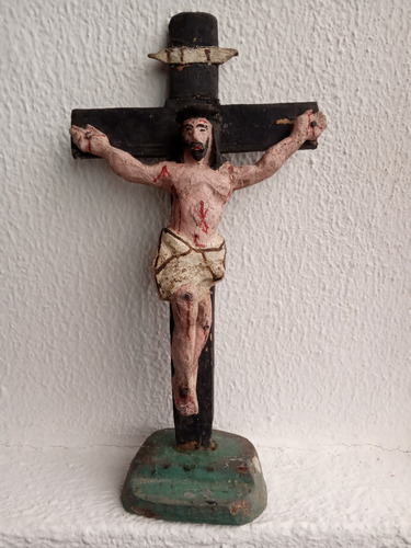 Cristo - Talla Ingenua Antigua En Madera Policromada