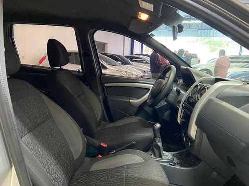 Imagem 9 de 12 de Renault Oroch 16 4x2