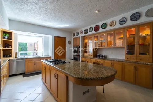 Casa En Venta En Cerrada En Interlomas