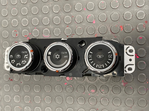 Control A/c Mitsubishi Asx Cvt 2.0 2013/2015 (Usado)
