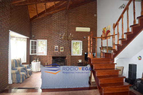 Casa A La Venta En Country Banco Provincia