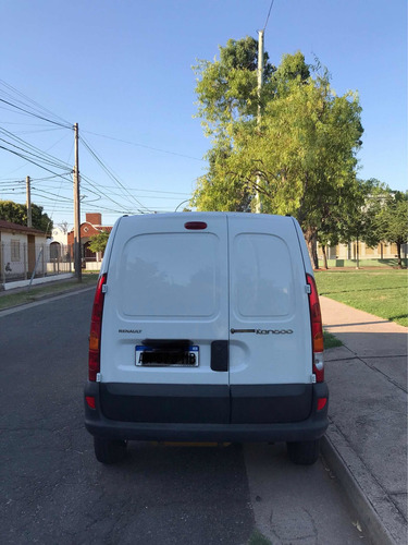 Imagen 2 de 4 de Renault Kangoo 2016 1.6 Furgon Ph3 Confort 5as Lc