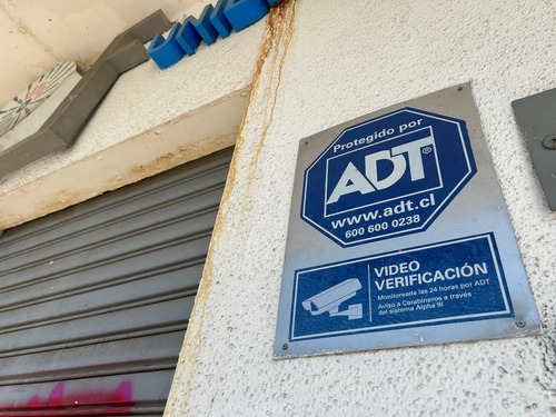 Arriendo Local Comercial Recoleta