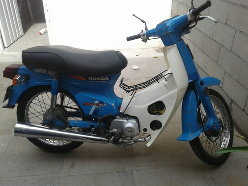 Imagen 2 de 8 de Honda Econo Pawer C90