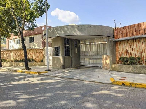 Imagen 23 de 23 de Jorge Febres Vende Town House En Res. Villa Del Bosque Atth-95