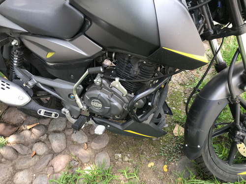 Pulsar Neón 150 Gris Con Amarillo.