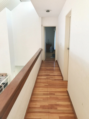 Imagen 9 de 17 de La Rosa Al 1100, Casa En Dos Plantas Sobre Gran Lote
