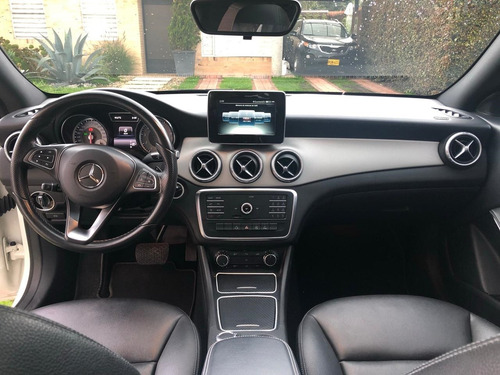 Mercedez-benz Cla 180. 1,6 Turbo.