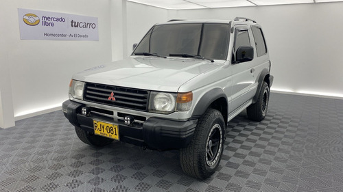 Imagen 2 de 25 de Mitsubishi Montero
